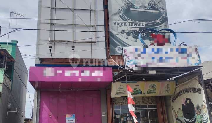 Pinggir Jalan Perjuangan, Ruko 3 Lantai Bebas Banjir Dpn Naga Wisma Asri Bekasi