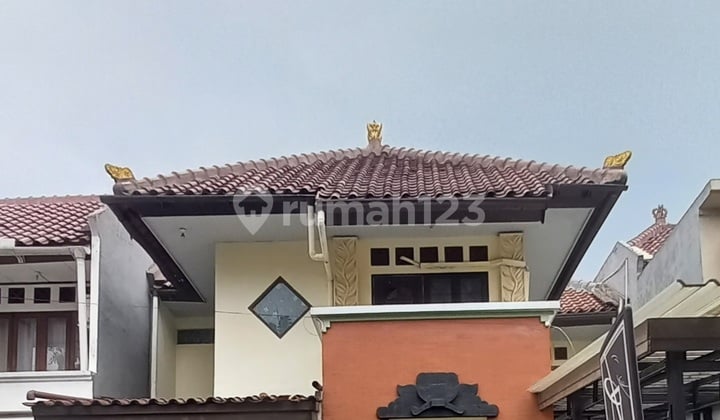Rumah 2 Lantai Dalam Komplek Yg Luas dengan Fasilitaa Yg Lengkap Dng Club House di Cirendeu, Tangsel