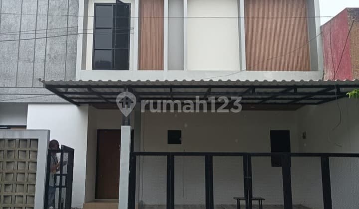 Rumah Baru Siap Huni Dalam Perumahan Nyaman di Mega Cinere Dekat Tol