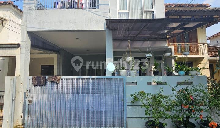 Rumah Bagus 2 Lantai Siap Huni di Graha Cinere dekat Tol