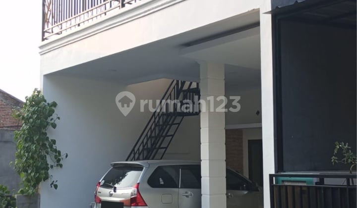 Rumah 2 Lantai Di Jagakarsa Jaksel