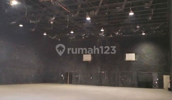 Gudang Dan Kantor Di Kawasan Elite Kelapa Gading