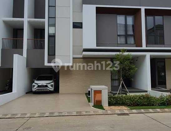 Rumah 3 Lantai Luas 10X14 Type 4Kt di Cluster Maninjau Asya Jgc