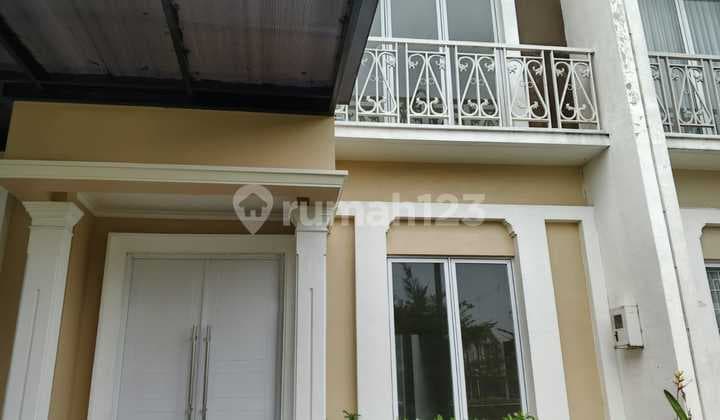 Di Sewa Rumah 2 Lantai 8x15 Tipe 3KT Cluster Thames Jgc