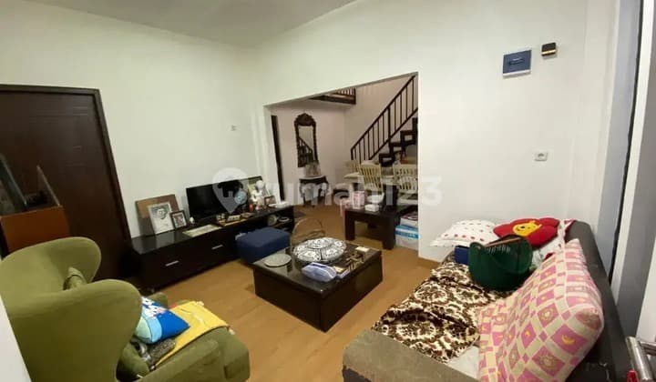 Disewakan Rumah Lokasi Dekat Rumah Sakit Hasan Sadikit Sayap Cipaganti