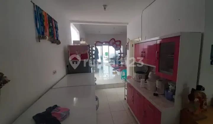 Dijual Rumah Luas Terawat Komplek Bumi Sariwangi Bandung Barat