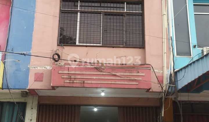 Ruko 3 Lantai Hadap Jalan Raya Tangerang
