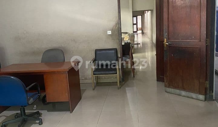 ruang usaha lokasi strategis di soekarno hatta