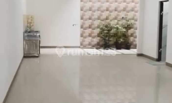 modern minimalist house within the inhoftank complex