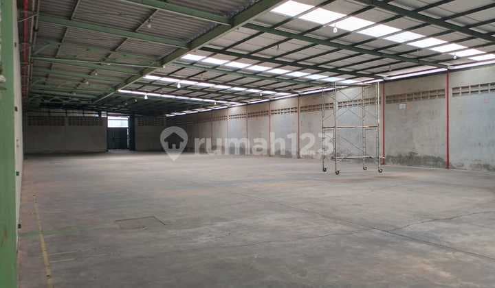 gudang pabrik lokasi cocok untuk komersil area di rancaekek