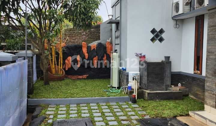Jual rumah modern minimalis siap huni dalam komplek elite suryalaya