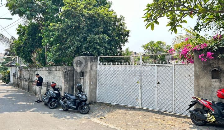Di Jual Rumah Luas Bagus Lubang Buaya Cipayung Kota Jaktim