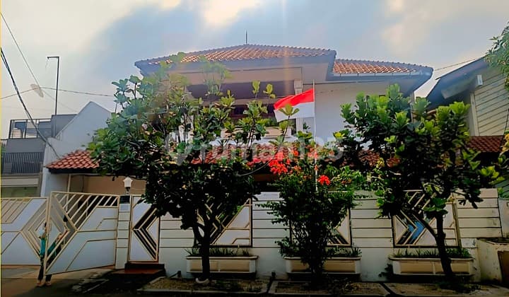 Rumah Mewah Murah Jarang Ada 2 LT di Duren Sawit