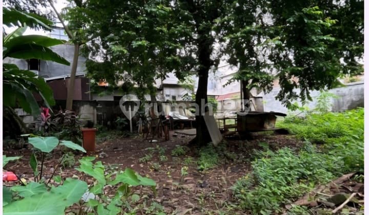 Tanah Kosong Area Komersial LT 475M Pondok Labu Cilandak