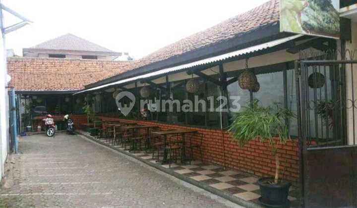 Business Space (Boarding House, Apartment, and Shop House) Strategic Location on Jatinangor Main Road