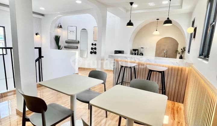 Kost Eksklusif di Tomang Full Occupancy - Income 59 Juta/Bln!