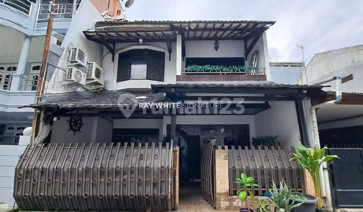 Rumah Siap Huni 2 Lantai Cocok Untuk Kost di Jl Danau Dibawah