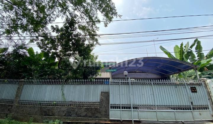 Rumah Lokasi Strategis Dekat Senayan City di Terusan Hanglekir