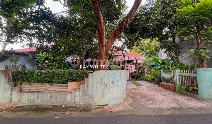 Rumah 2 Lantai Layak Huni di Komplek MPR Dekat CITOS Jl Soka