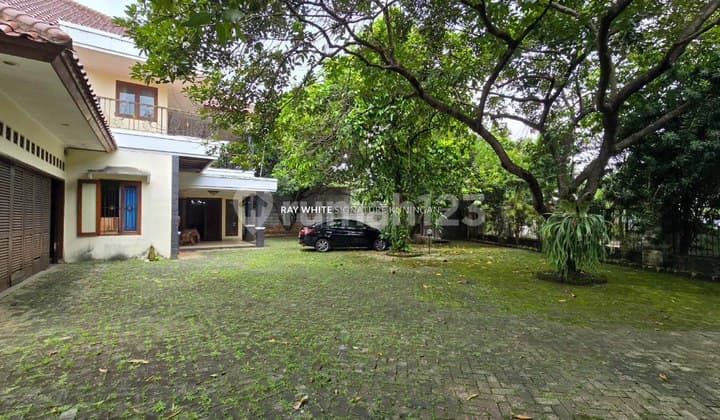 Rumah Luas 1800 meter Untuk Town House dekat TMII di Ceger Permai