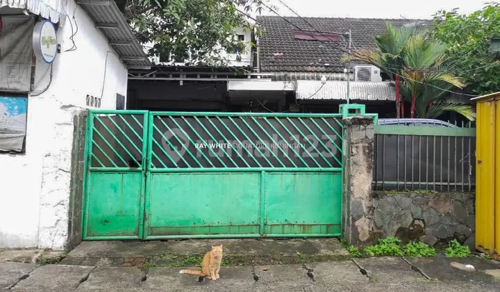 Rumah Lama 1 Lantai Cocok Untuk Kost di Jl Makmur Raya