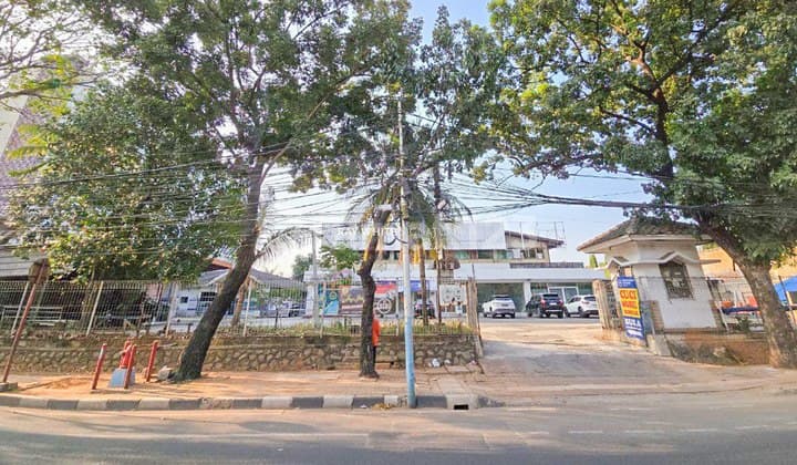 Dijual Tanah dan Bangunan Harga Dekat NJOP di Jl. Pramuka