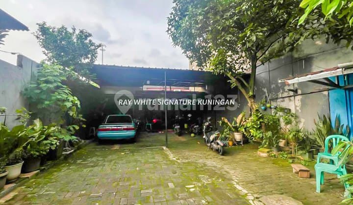 Rumah Strategis di Jalan Mawar Bintaro - Dekat Tol & MRT