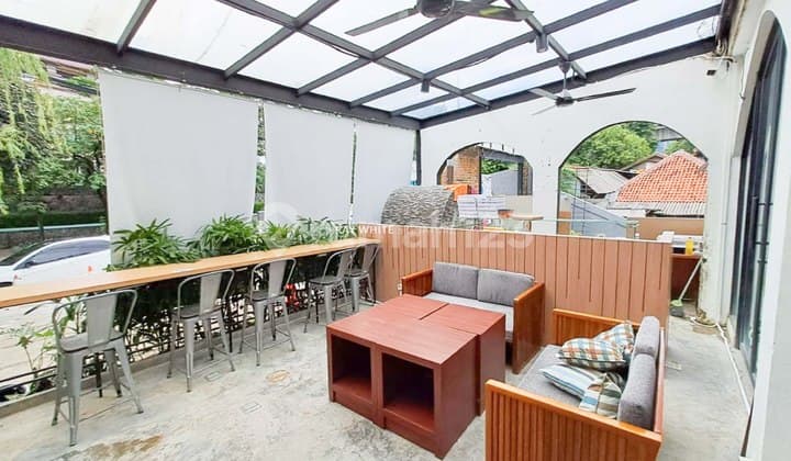 Tanah Dan Bangunan Cafe, Resto di Jl Nipah Raya Dekat Prapanca