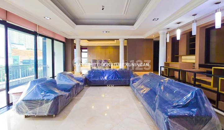 Luxury Apartment Sailendra Mega Kuningan - 4 Bedrooms Furnished