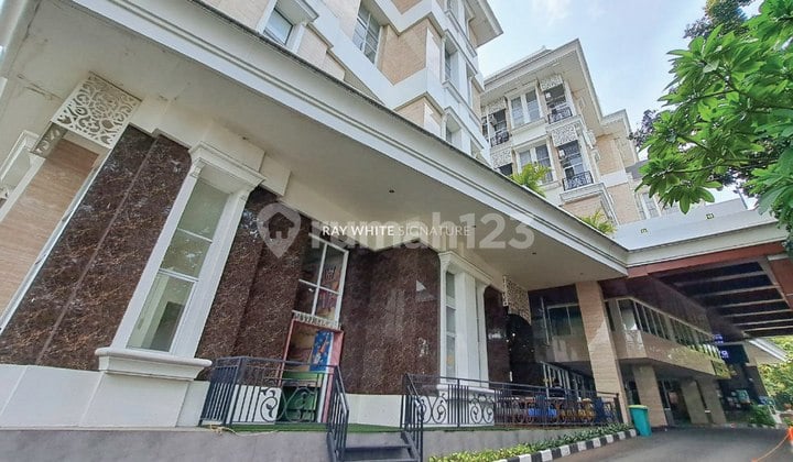 Jual Dan Sewa Apple 1 Condo Villa Jati Padang