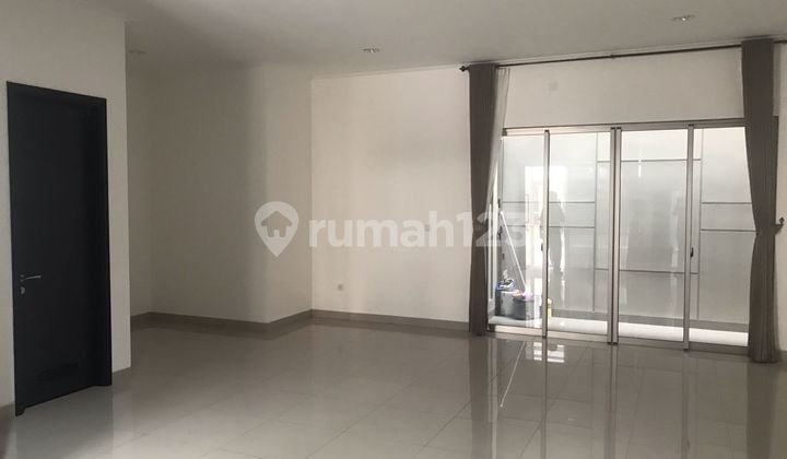 Disewakan Rumah PIK Tahap 1 Include AC Dan Gorden Harga 140 Juta/Tahun Nego