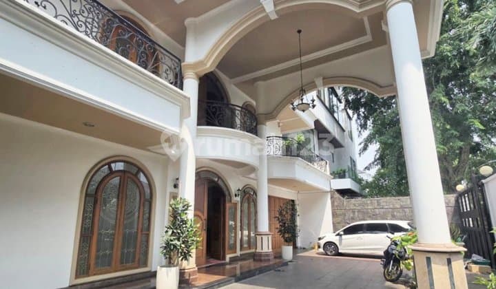 Disewakan Rumah di Permata Hijau Jakarta Selatan Std651
