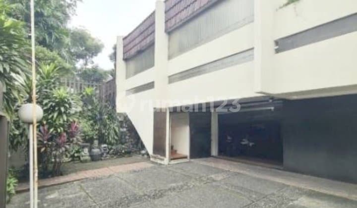 For Rent Spacious House Suitable for Office in Darmawangsa, Jakarta Std178