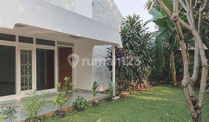 Disewakan Rumah Luas di Area Kemang/Pejaten Jakarta Selatan Std255