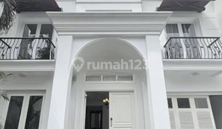 Disewakan Rumah di Area Senopati/Selong/Kebayoran Baru Jakarta Selatan Std333