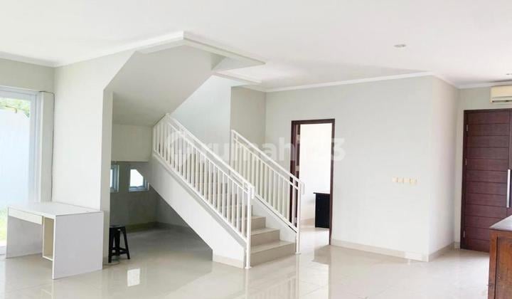 Rumah Modern Siap Huni di Cluster Premier Park 1 Modernland Tangerang