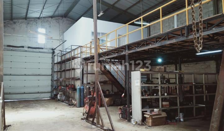 Gudang Taman Tekno BSD, Tangerang