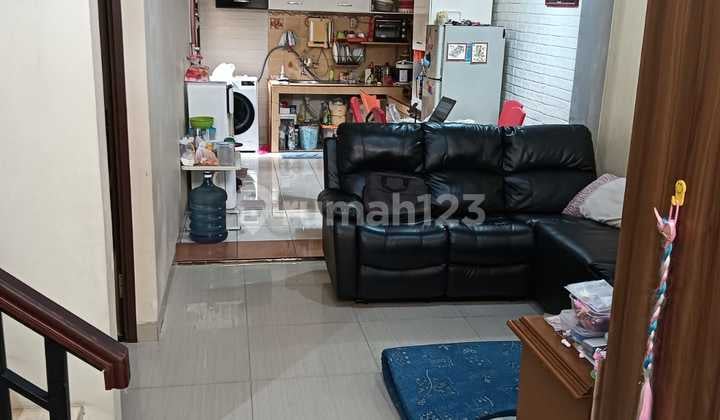 Rumah 2 Lantai rapih Semi Furnish SHM di Citra Raya Cikupa