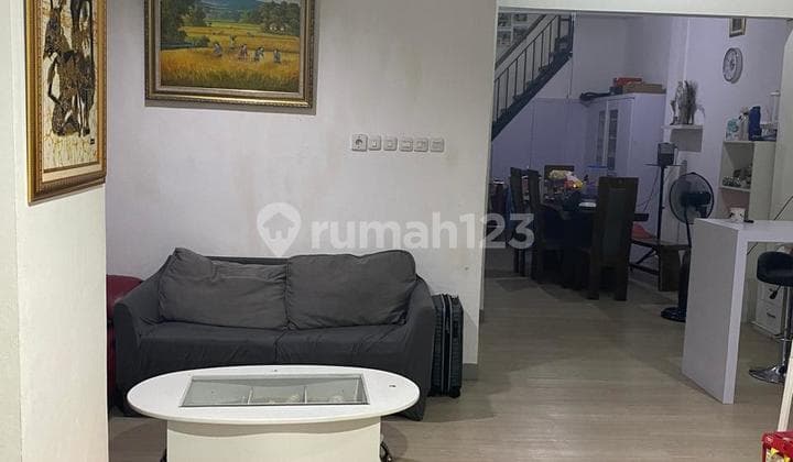 Rumah Rapih Siap Huni di Banjar Wijaya Cipondoh Tangerang