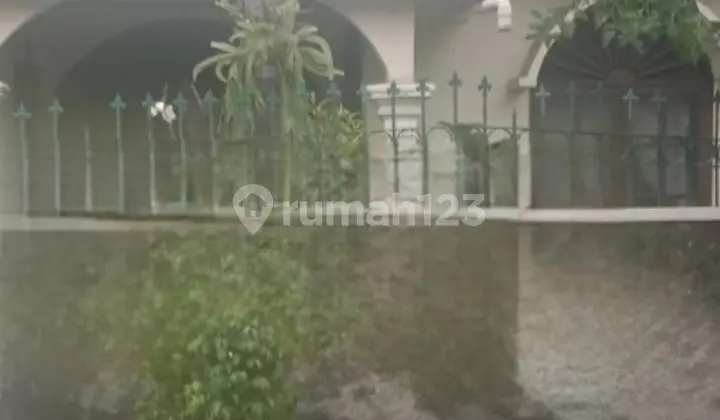 Rumah Hitung Tanah di Mampang Prapatan Jakarta Selatan.