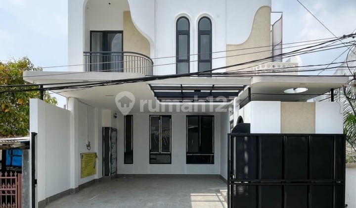 New 3-Story House in Kft Complex, West Cengkareng. West Jakarta