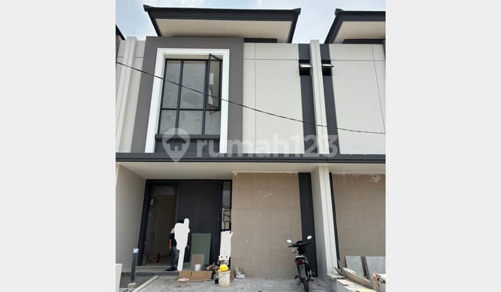 Jual Rumah 2 Lantai Limited Edition Cluster Asya Sentarum dengan High Ceiling, Lokasi Strategis di Jakarta Garden City, 015 Co 007