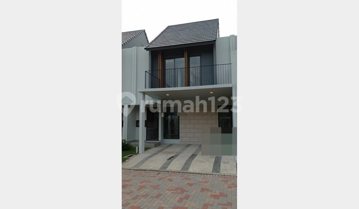 Price Drop 800 Million! Selling at a Loss for Wisteria Cluster House Metland Menteng - Brand New Furnished & Attic Room (028 Co 030)