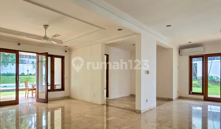 Dijual Tanah Luas 1.420m² di Kemang Selatan – Harga Murah, Bebas Banjir, Cocok Bangun Rumah Mewah, Bagus untuk Investasi