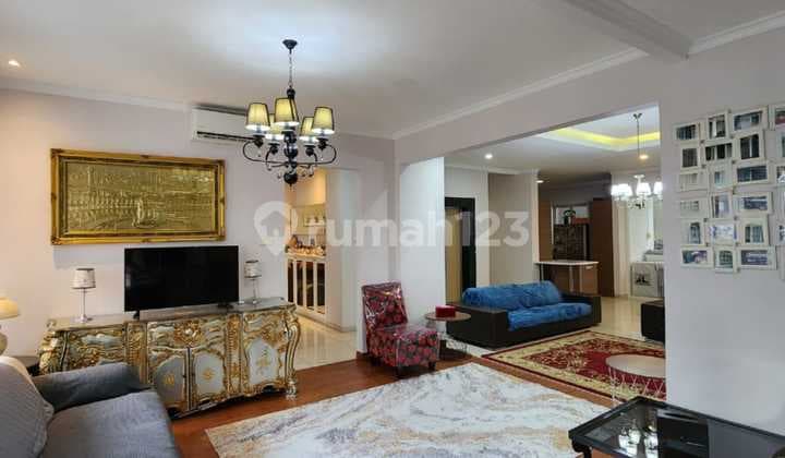 Brawijaya Townhouse 200 Meter ke Kemang Village dan MRT, Kebayoran Baru, Jakarta Selatan