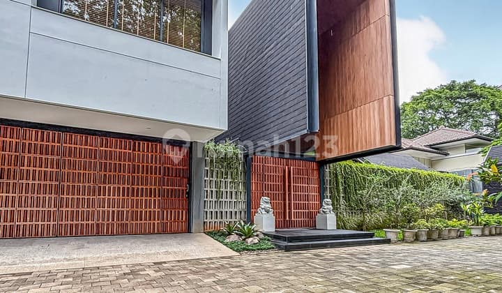 Rumah Baru, Dijual Rumah Baru di Area Kebayoran Baru Prime Area, Konsep Tropical Modern, Jalan Brawijaya, Jakarta Selatan