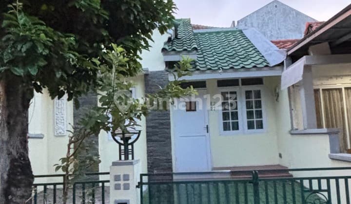 Minimalist Single-Storey Affordable House, Unfurnished, Ready to Occupy, Near a Modern Market in Green Alam Hijau, Citraland Utama, West Surabaya