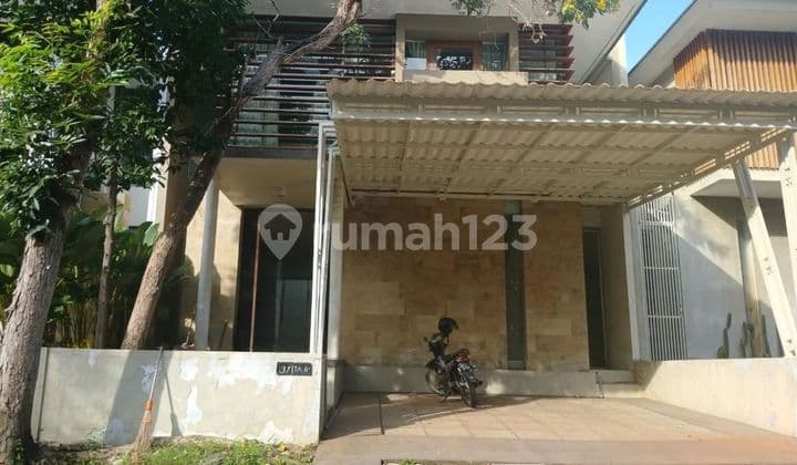 Rumah Murah 2 Lantai Minimalis Modern Semi Furnished Siap Huni Dekat Gwalk Di Bukit Telaga Golf NewtonHill Citraland Surabaya Barat