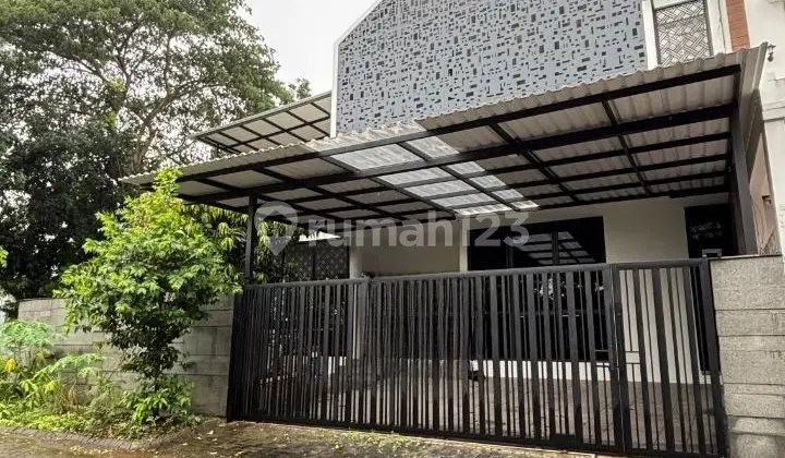 Rumah Murah 2 Lantai Bagus Minimalis Semi Furnished Siap Huni Dekat Gwalk Bukit Telaga Golf Citraland Utama Surabaya Baray