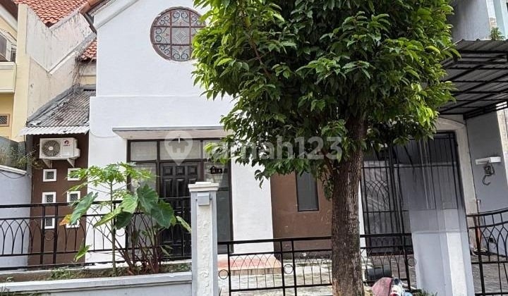 Rumah Murah 1,5 Lantai Minimalis Semi Furnished Siap Huni Dekat Gwalk di Puri Widya Kencana Citraland Utama Surabaya Barat